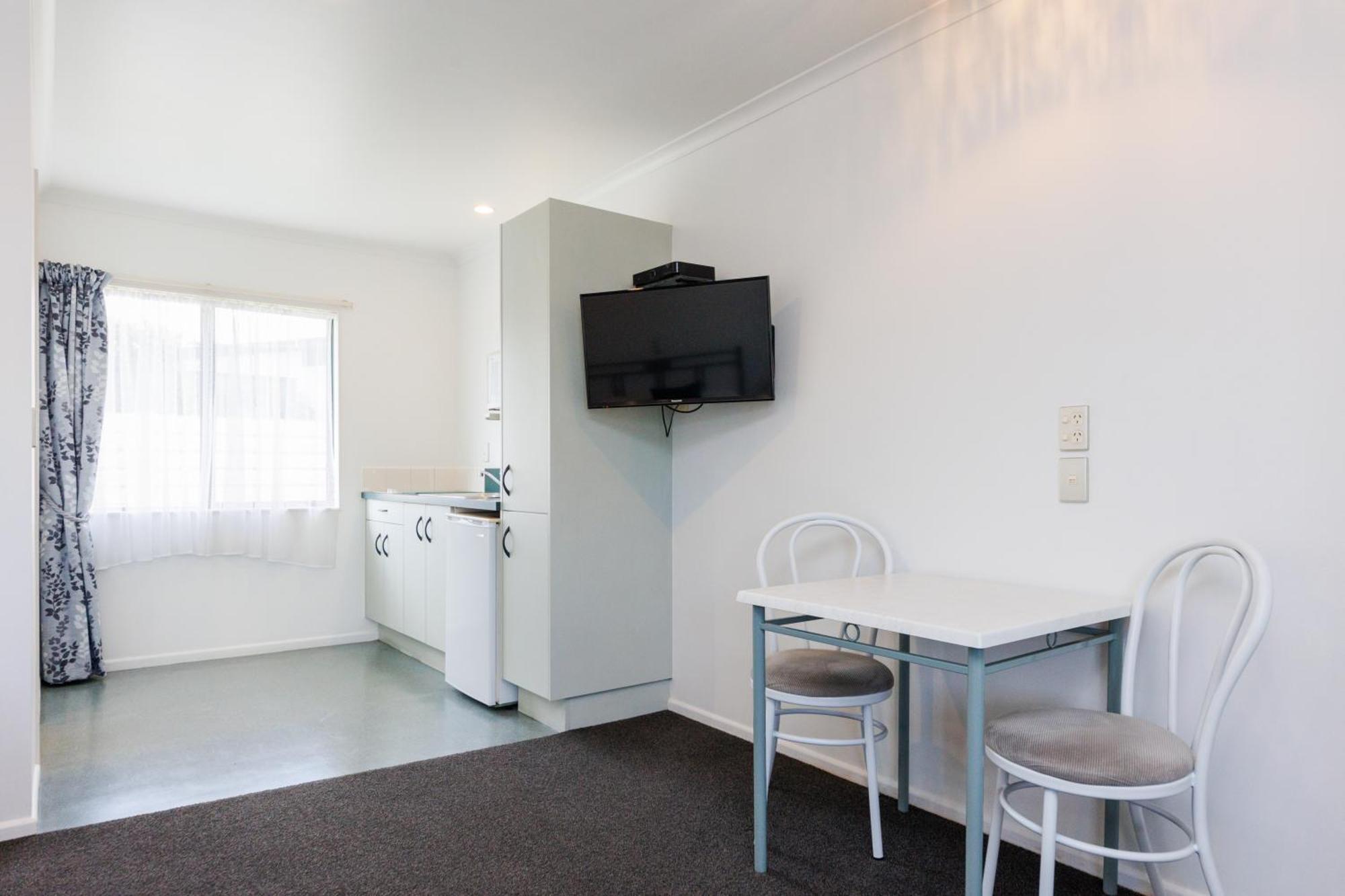 Camelot Motor Lodge And Conference Centre Palmerston North Ruang foto