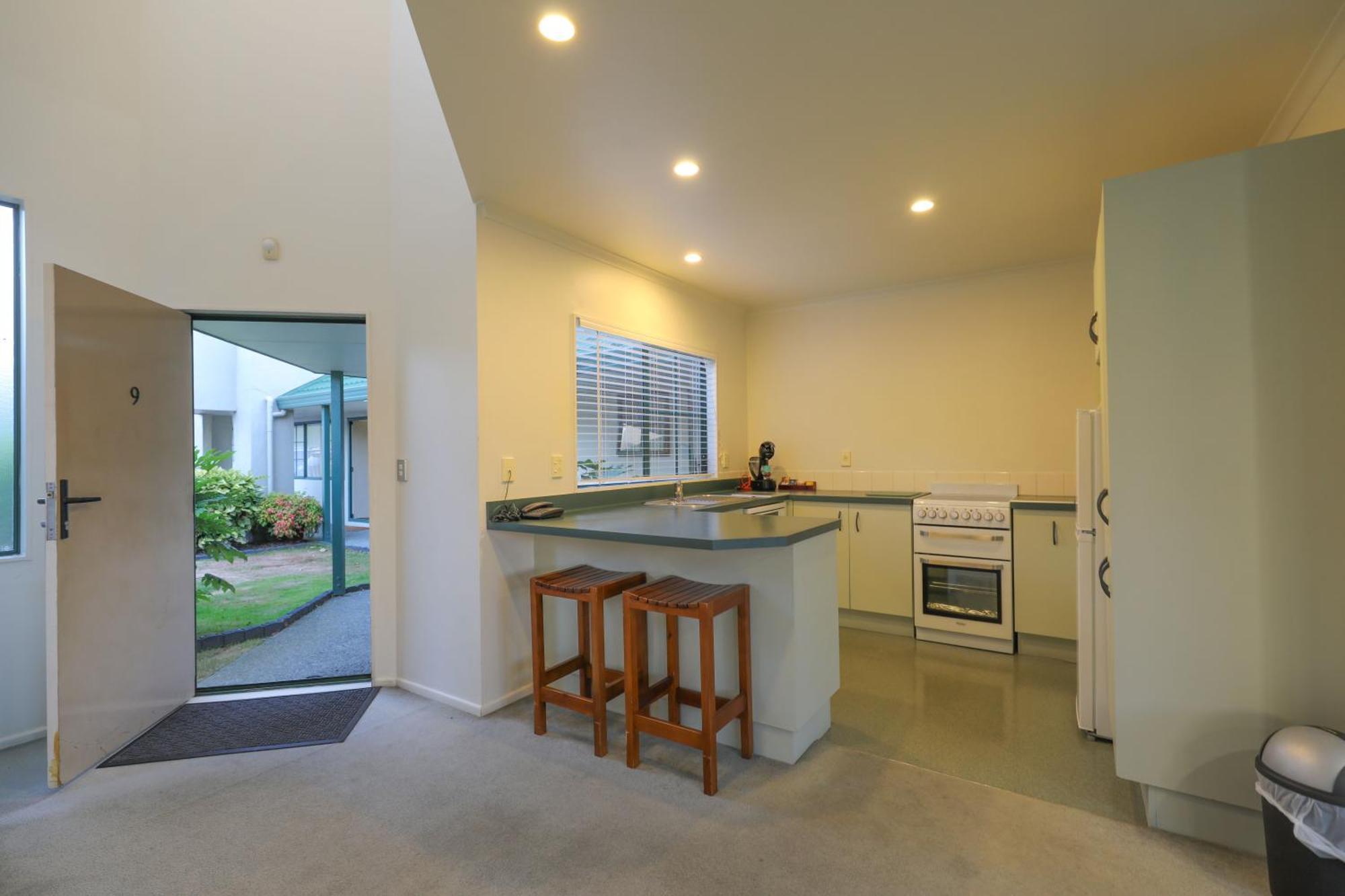Camelot Motor Lodge And Conference Centre Palmerston North Bagian luar foto
