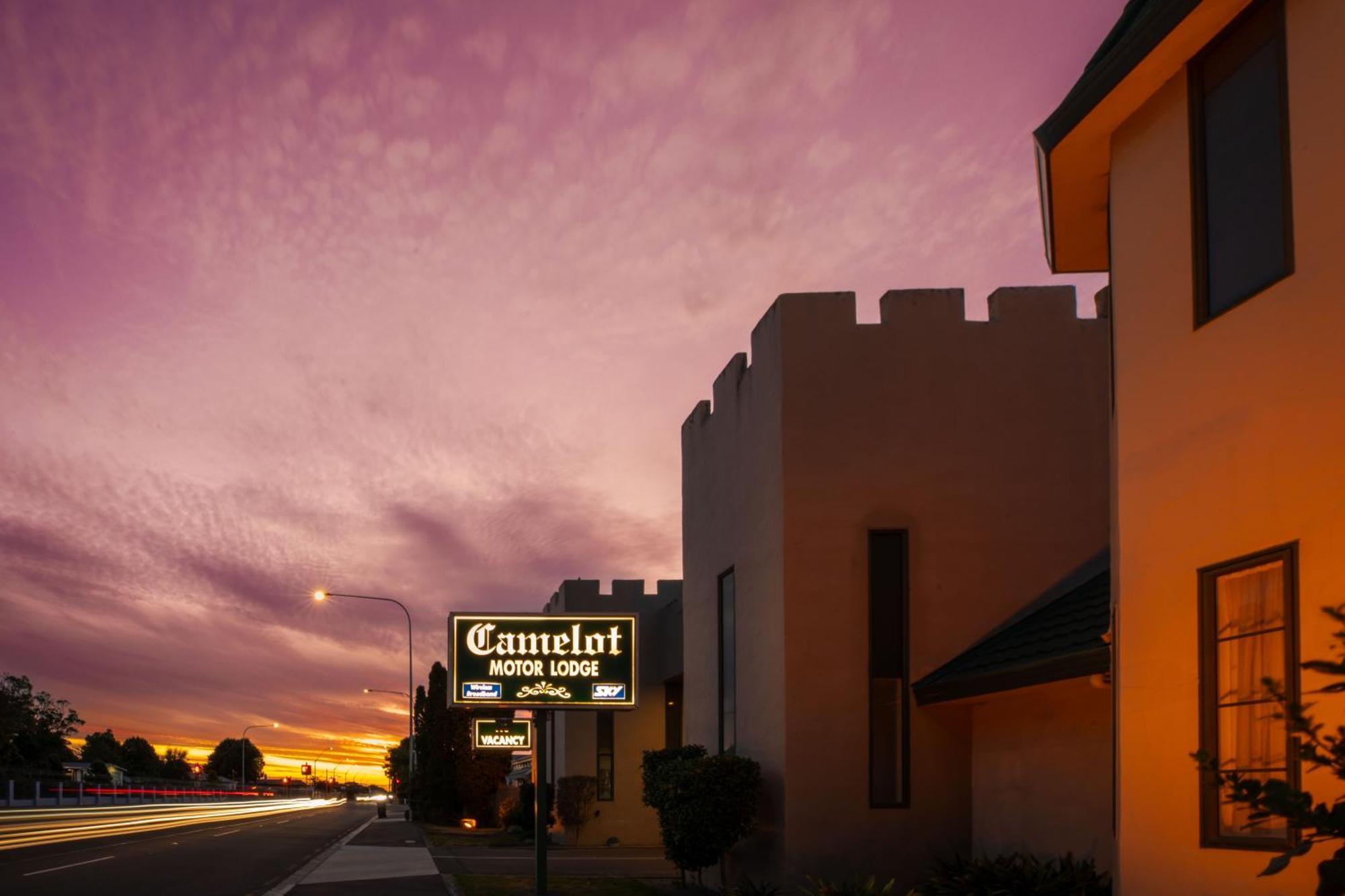 Camelot Motor Lodge And Conference Centre Palmerston North Bagian luar foto