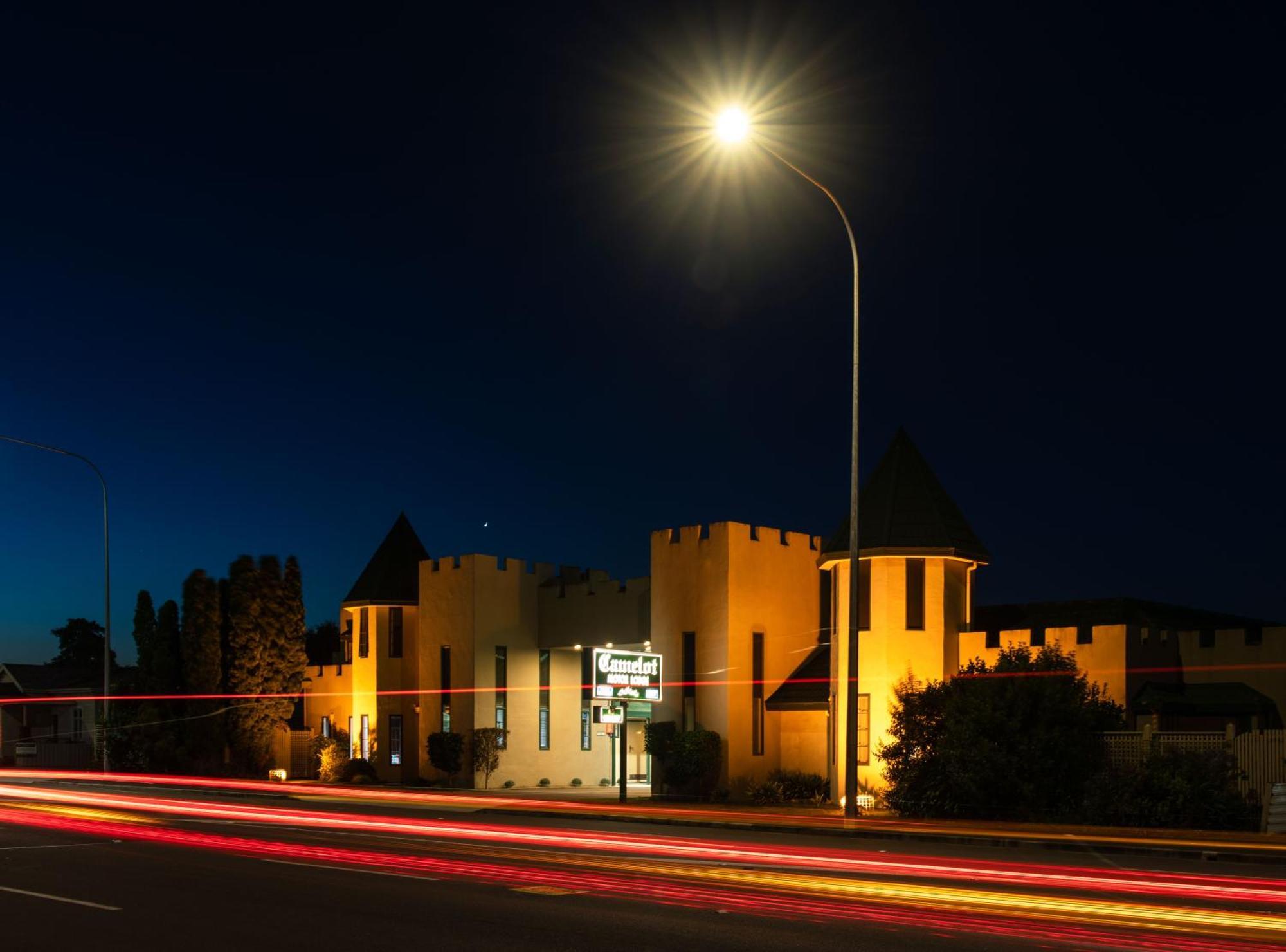 Camelot Motor Lodge And Conference Centre Palmerston North Bagian luar foto