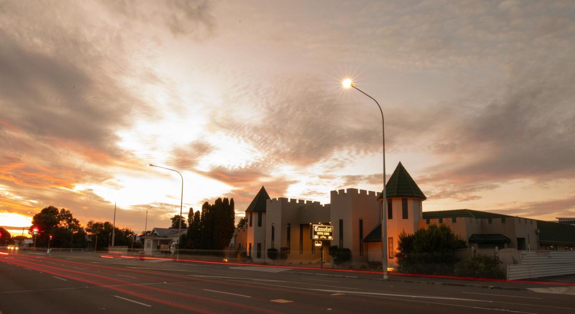 Camelot Motor Lodge And Conference Centre Palmerston North Bagian luar foto