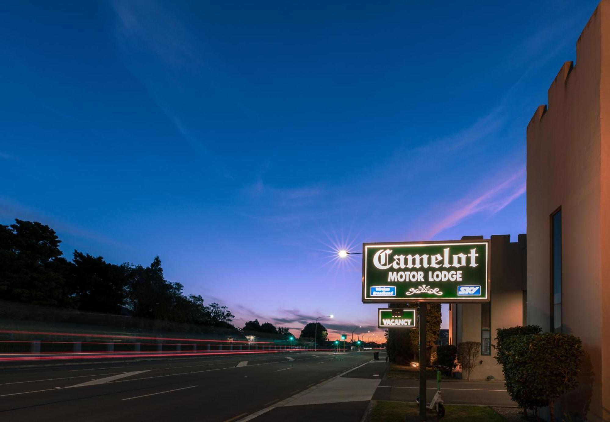 Camelot Motor Lodge And Conference Centre Palmerston North Bagian luar foto